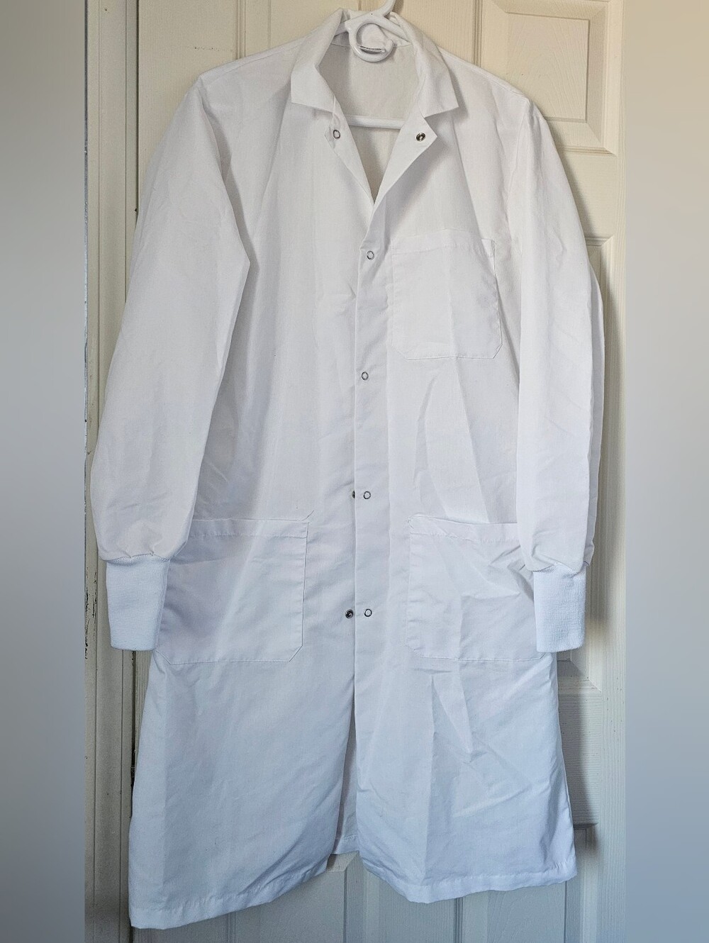 Fashion Seal Healthcare Style 439 Unisex White Lab Coat – Size Small